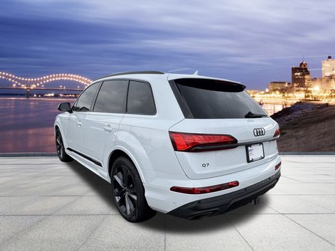 Certified 2025 Audi Q7 3.0T Prestige image 3
