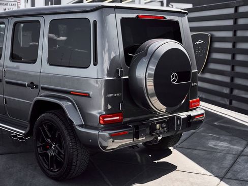Used 2022 Mercedes-Benz G 63 AMG 4MATIC w/ Seat Comfort Package image 11