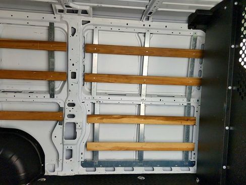 Used 2025 RAM ProMaster 2500 w/ U-Haul Equipment Group FWD image 22