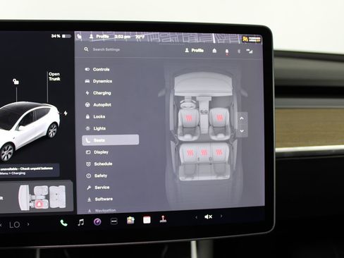 Used 2021 Tesla Model Y Long Range image 19