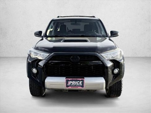 Used 2015 Toyota 4Runner Trail image 2