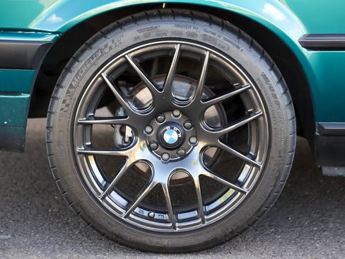 Used 1992 BMW 325i Convertible RWD image 52