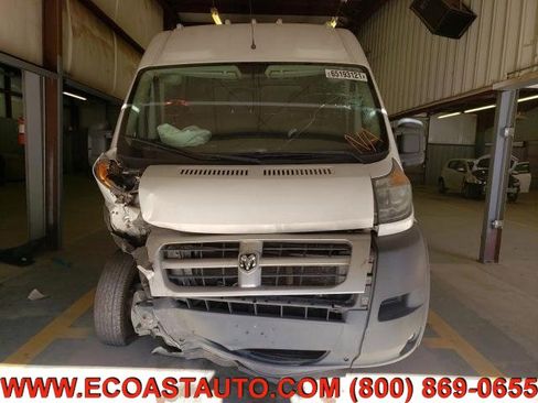 Used 2014 RAM ProMaster 2500 w/ Interior Convenience Group image 4