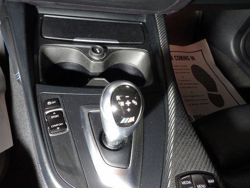 Used 2017 BMW M2 image 18