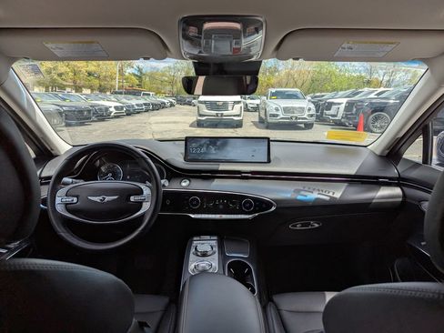 Used 2023 Genesis GV70 2.5T AWD/4WD image 40