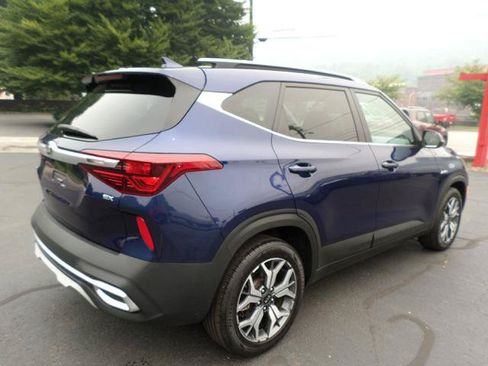 Used 2021 Kia Seltos EX AWD/4WD image 6