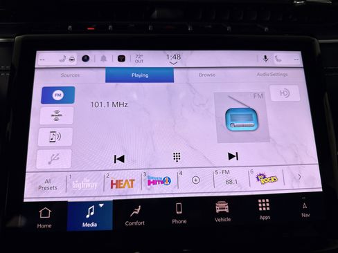 New 2025 Jeep Grand Cherokee Limited w/ Trailer Tow Package image 21