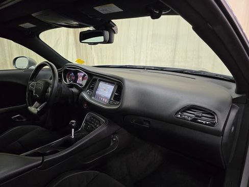 Used 2015 Dodge Challenger SRT w/ Technology Group RWD image 31