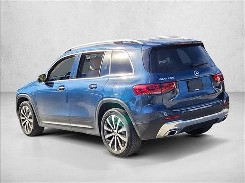 Used 2022 Mercedes-Benz GLB 250 image 8