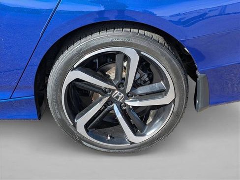 Used 2020 Honda Accord Sport image 9