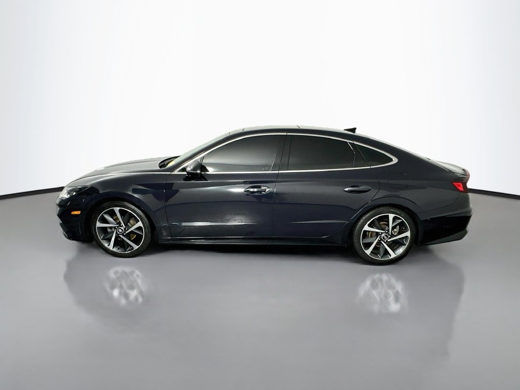 Used 2023 Hyundai Sonata SEL Plus w/ Preferred Accessory Package FWD image 4