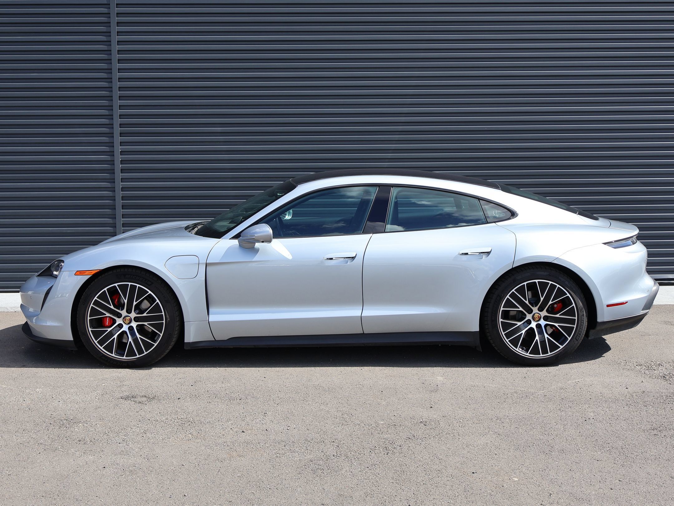 Certified 2024 Porsche Taycan 4S AWD/4WD image 2