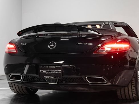 Used 2012 Mercedes-Benz SLS AMG Roadster image 79