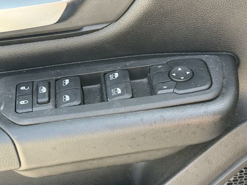 Used 2025 RAM 1500 Warlock AWD/4WD image 27