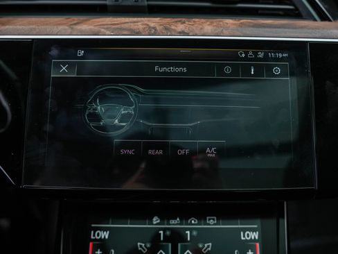 Used 2020 Audi e-tron Premium Plus AWD/4WD image 15