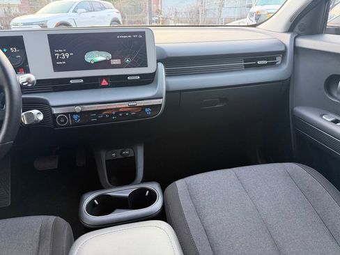 Used 2024 Hyundai Ioniq 5 SEL image 22
