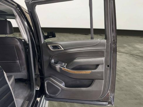 Used 2019 GMC Yukon XL Denali w/ Open Road Package AWD/4WD image 20