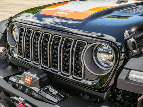 New 2026 Jeep Gladiator Rubicon w/ Steel Power Dome Hood Package AWD/4WD image 47