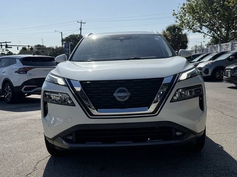 Used 2022 Nissan Rogue SL AWD/4WD image 3