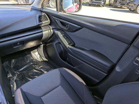 Used 2020 Subaru Crosstrek 2.0i Premium w/ Moonroof Package 2 image 17