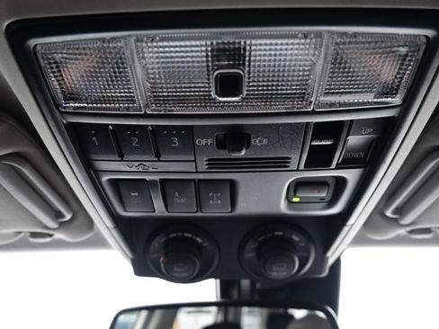 Used 2022 Toyota 4Runner TRD Off-Road Premium image 35