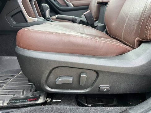 Used 2018 Subaru Forester 2.0XT Touring image 16