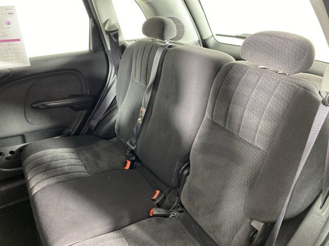 Used 2005 Chrysler PT Cruiser FWD image 23