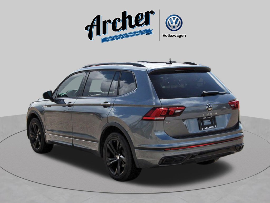 Used 2023 Volkswagen Tiguan SE R-Line FWD image 6