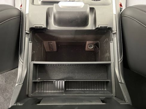 Used 2025 Ford Expedition Max Platinum AWD/4WD image 58