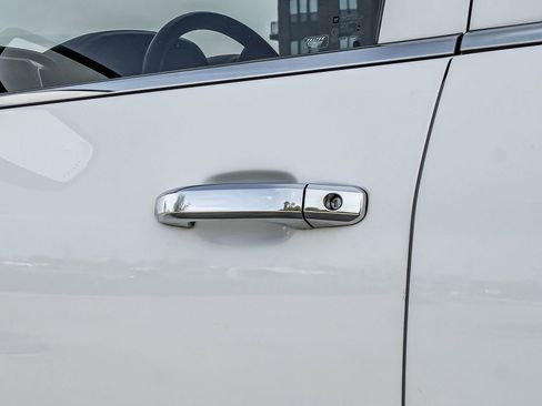 Used 2017 Chevrolet Silverado 1500 LTZ w/ Texas Edition image 41