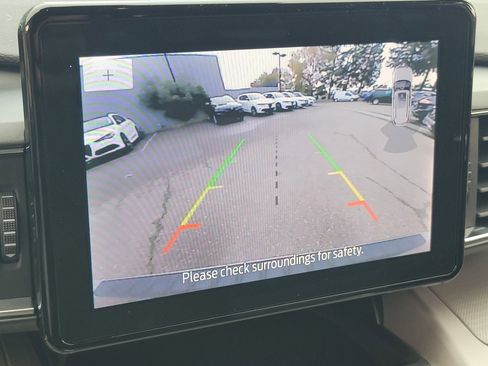 Used 2023 Ford Explorer XLT w/ Equipment Group 202A image 27