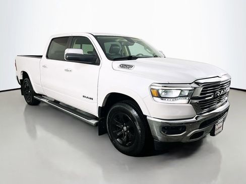 Used 2019 RAM 1500 Laramie AWD/4WD image 4