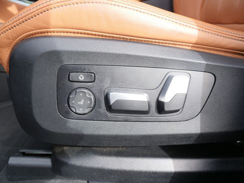 Used 2022 BMW X5 xDrive40i w/ Premium Package image 15