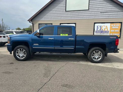 Used 2015 Chevrolet Silverado 1500 High Country AWD/4WD image 8