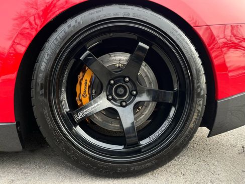 Used 2009 Nissan GT-R Premium image 11