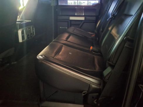 Used 2019 Ford F250 Lariat w/ Lariat Value Package AWD/4WD image 14