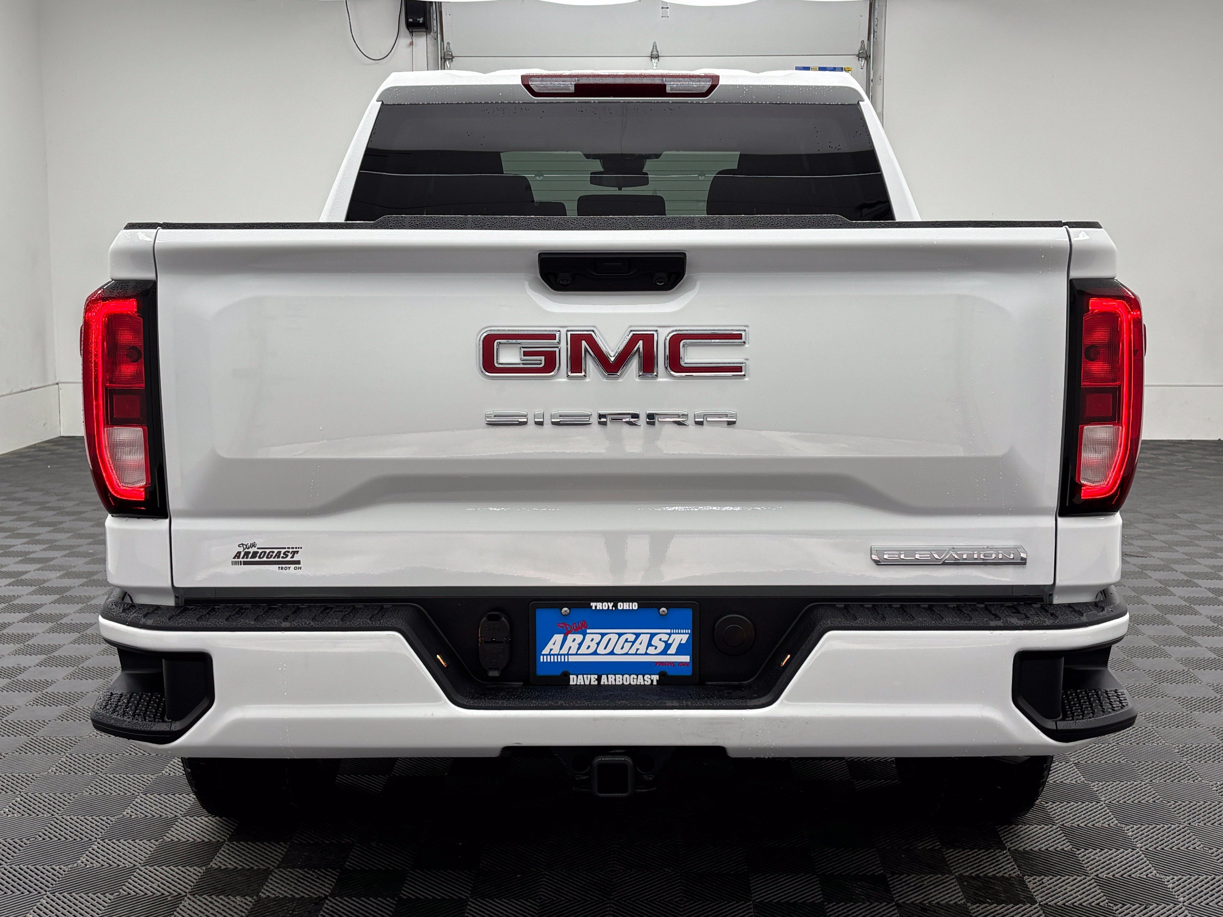New 2026 GMC Sierra 1500 Elevation w/ Elevation Select Package AWD/4WD image 8