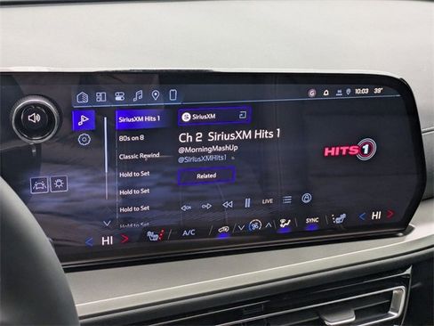 New 2026 Chevrolet Traverse LT w/ Sun and Wheel Package image 17