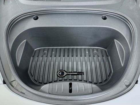 Used 2022 Tesla Model 3 image 32