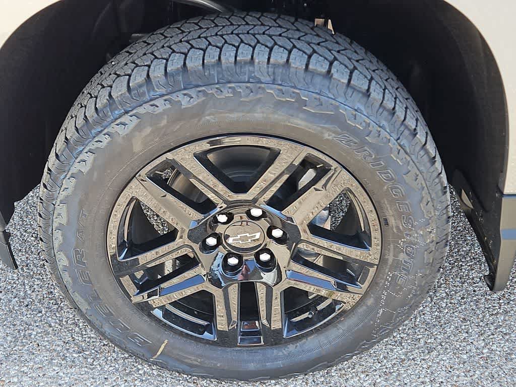 New 2026 Chevrolet Silverado 1500 RST w/ Z71 Off-Road Package AWD/4WD image 12