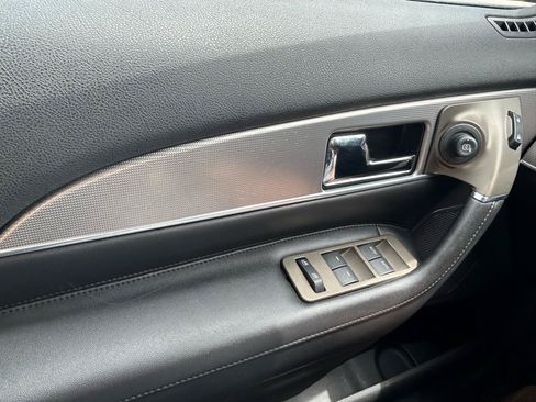 Used 2013 Lincoln MKX AWD image 31