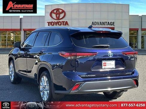 Used 2023 Toyota Highlander Limited image 10