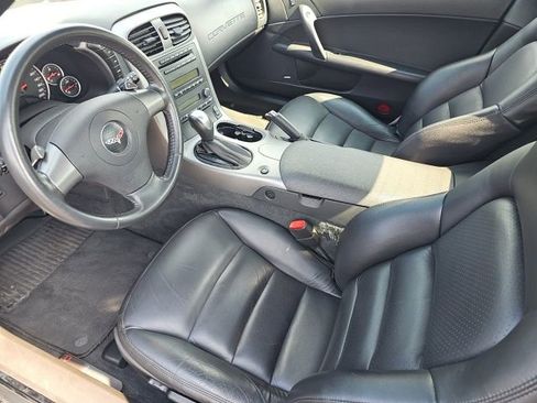 Used 2006 Chevrolet Corvette Convertible w/ Preferred Equipment Group image 21