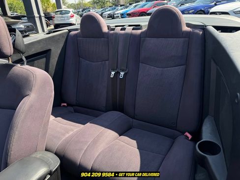 Used 2012 Chrysler 200 Touring FWD image 24