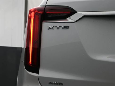 Used 2024 Cadillac XT6 Luxury w/ LPO, Floor Liner Package AWD/4WD image 10