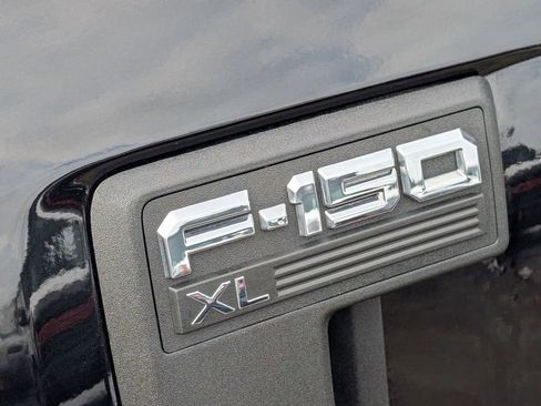 Used 2023 Ford F150 XL image 12