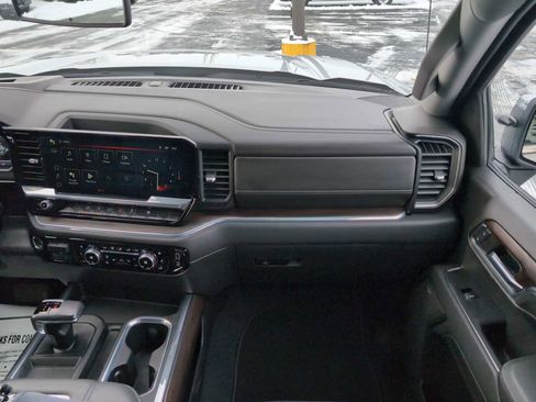 Used 2022 GMC Sierra 1500 SLT w/ SLT Premium Package image 14