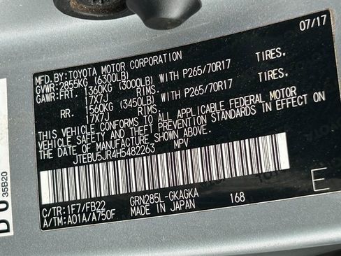 Used 2017 Toyota 4Runner SR5 image 32