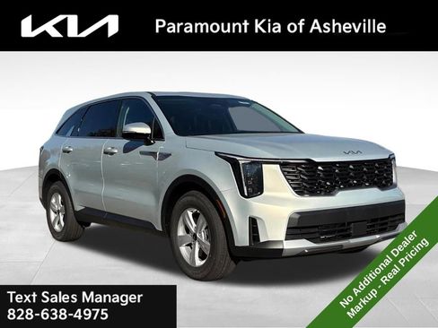 New 2026 Kia Sorento LX image 1
