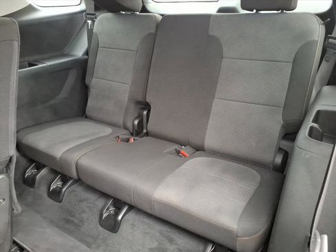 Used 2021 Chevrolet Traverse LS w/ LPO, Roadside Safety Package image 11